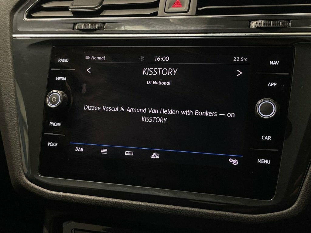Volkswagen Tiguan Allspace Match Black #39