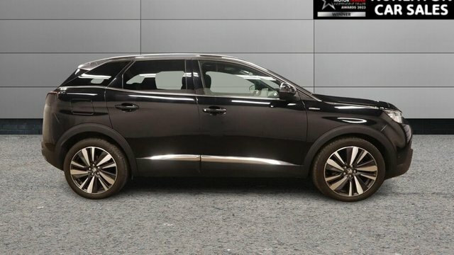 Peugeot 3008 1.2 Puretech Gt Line Premium Suv Black #2