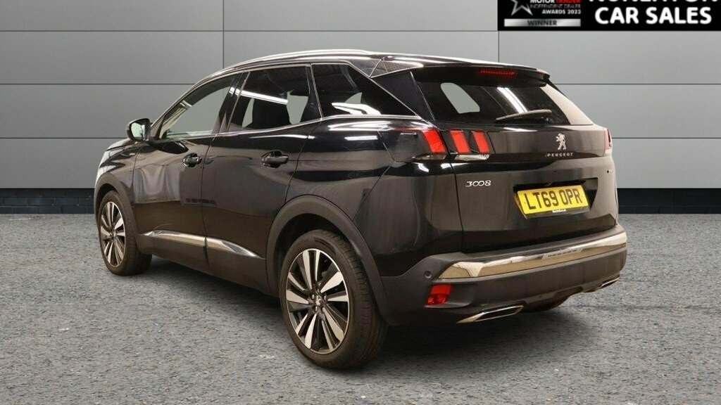 Peugeot 3008 1.2 Puretech Allure #18