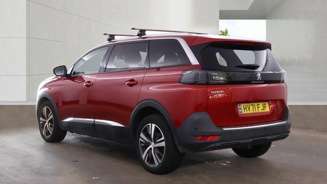 Peugeot 5008 1.2 Puretech Allure Suv Eat Euro 6 Ss Red #3