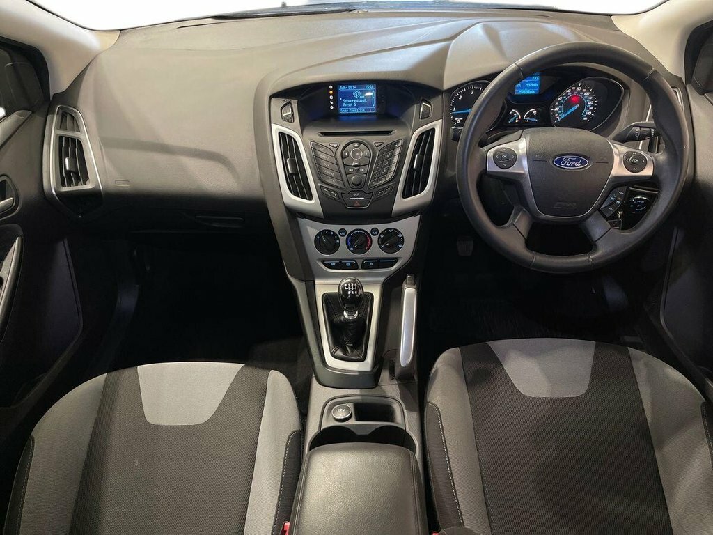 Ford Focus Tdci Zetec Estate Euro 5 Ss Silver #35
