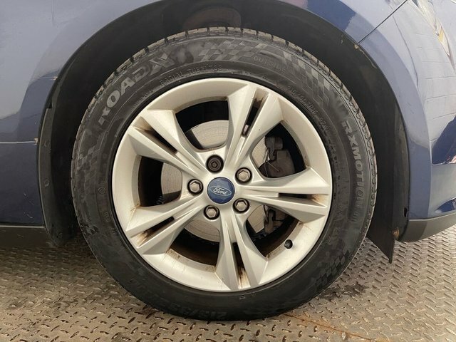 Ford Focus Tdci Zetec Estate Euro 5 Ss Silver #24