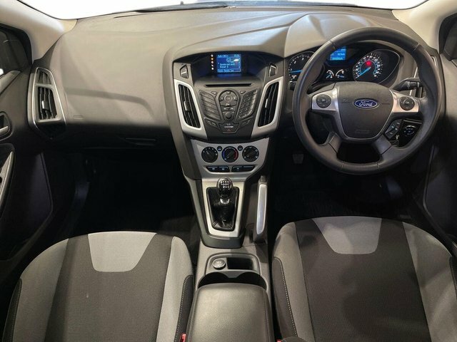 Ford Focus Tdci Zetec Estate Euro 5 Ss Silver #10