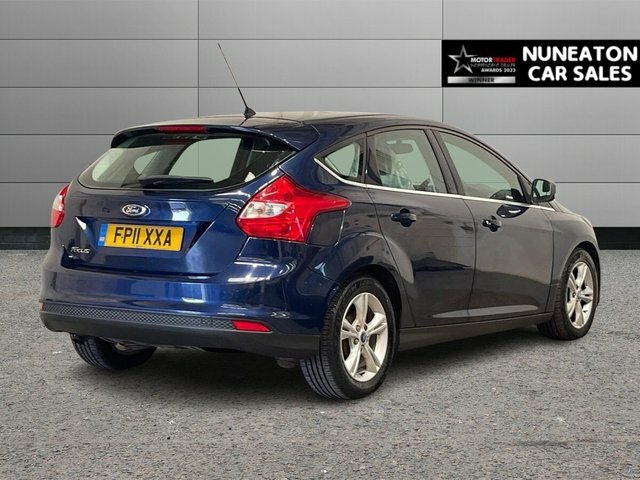 Ford Focus Tdci Zetec Estate Euro 5 Ss Silver #3