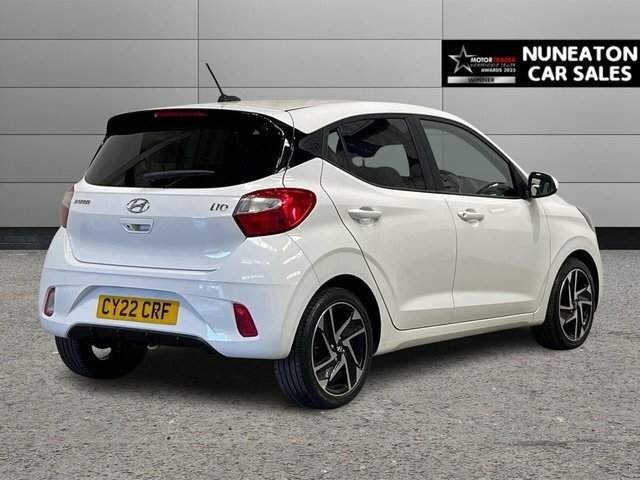 Hyundai I10 1.2 Premium Hatchback Euro 6 S White #3