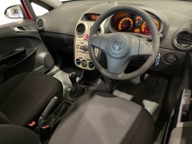 Vauxhall Corsa 1.2I 16V Club Hatchback 139 Gk Silver #9