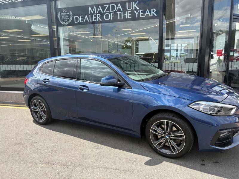BMW 1 Series 1.5 118I Sport Lcp Euro 6 Ss Blue #2