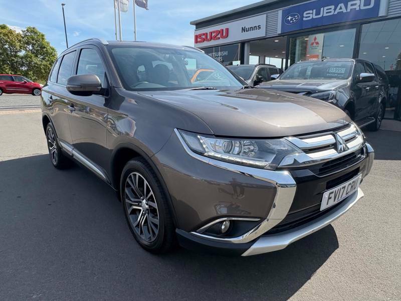Mitsubishi Outlander 2.2 Di-d 3 4Wd Euro 6 Brown #2