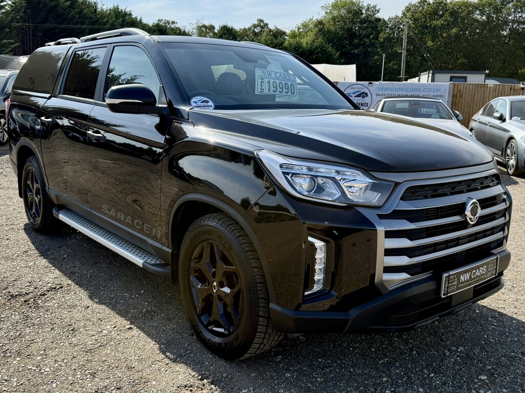 SsangYong Musso 2.2 D Saracen Black