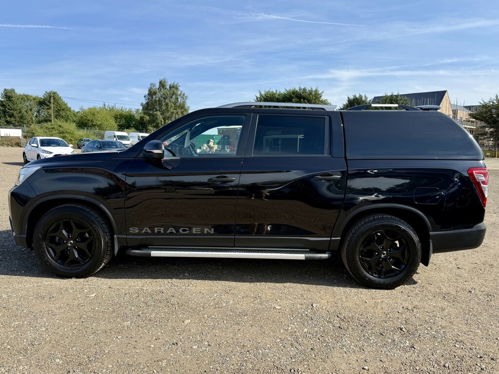 SsangYong Musso 2.2 D Saracen Black #4