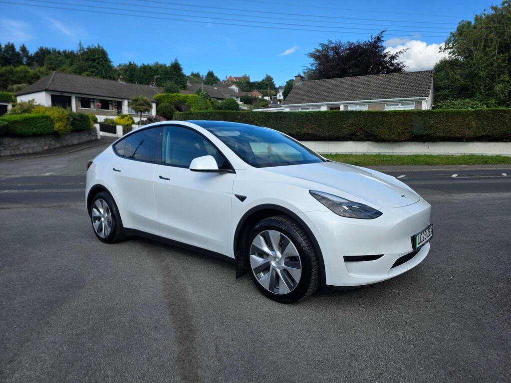 Tesla Model Y Rwd White