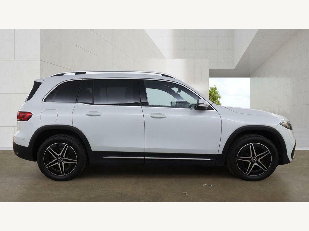 Mercedes-Benz EQB 300 66.5Kwh Amg Line 4Matic White #4