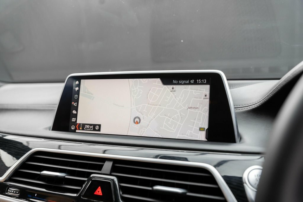 BMW 7 Series 740E 9.2Kwh Exclusive Saloon Blue #24