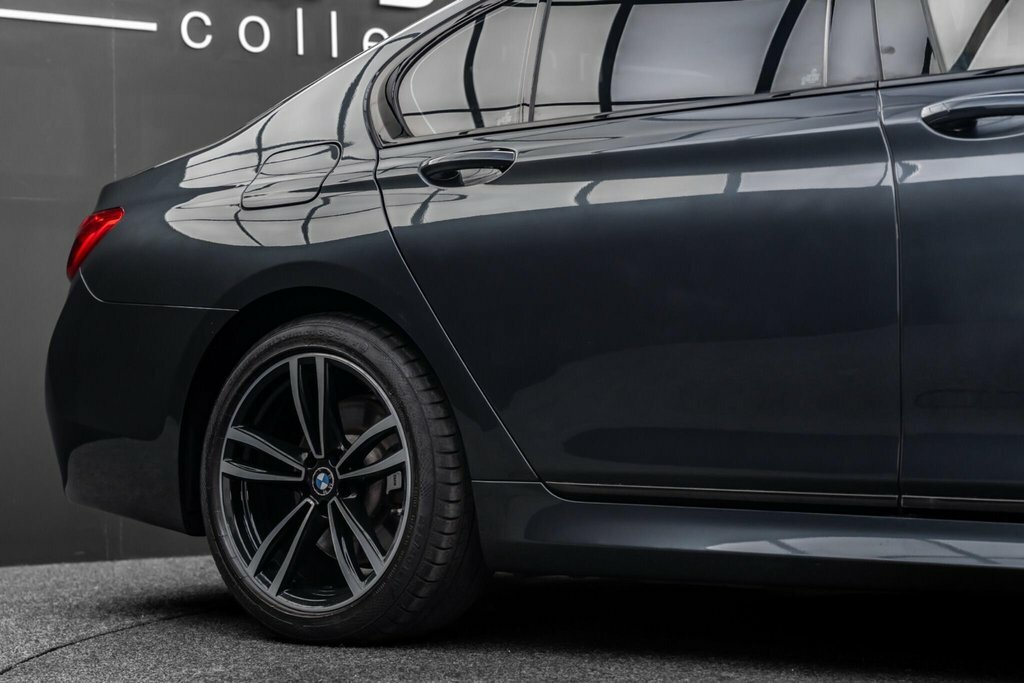 BMW 7 Series 740E 9.2Kwh Exclusive Saloon Blue #31