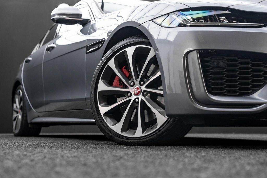 Jaguar XE 2.0 P250 R-dynamic Black Cwvehiclemarketing Black #27