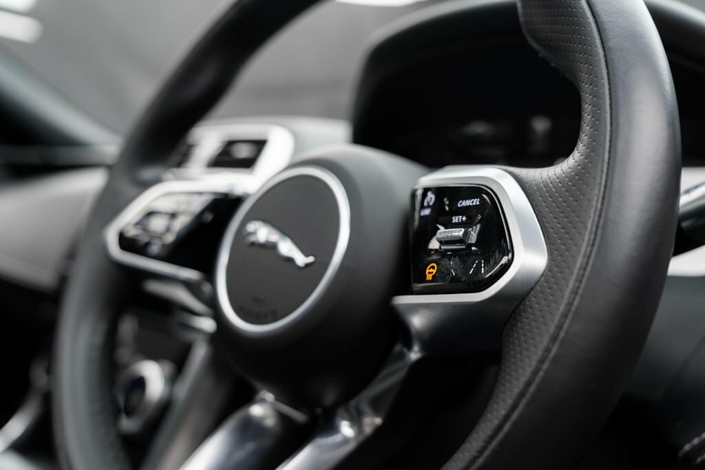 Jaguar XE 2.0 P250 R-dynamic Black Cwvehiclemarketing Black #22