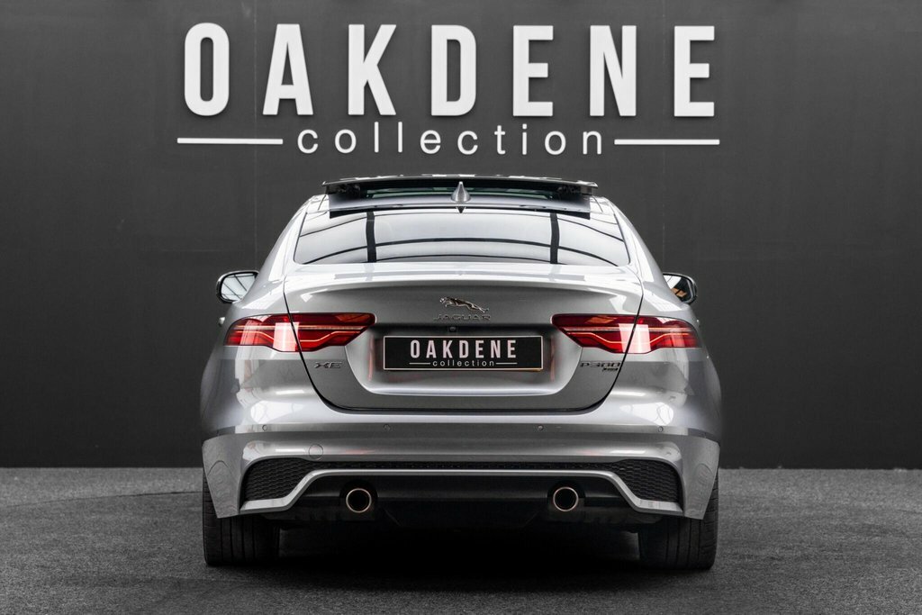 Jaguar XE 2.0 P250 R-dynamic Black Cwvehiclemarketing Black #10