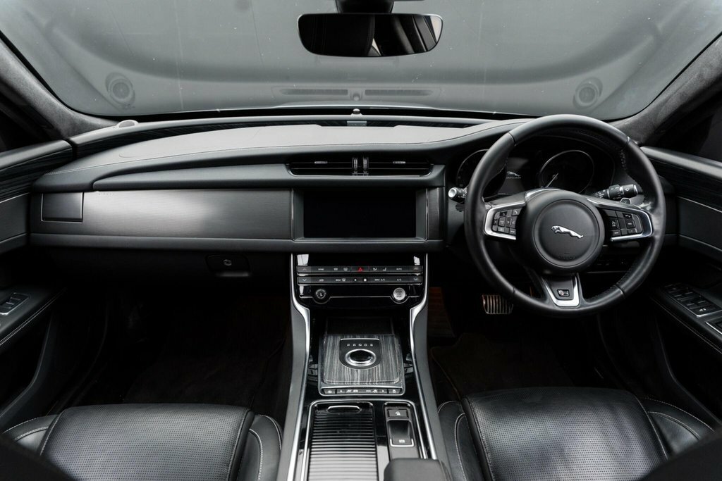 Jaguar XF Ingenium 2.0 Litre 4 Cylinder Turbocharged 300Ps Grey #24