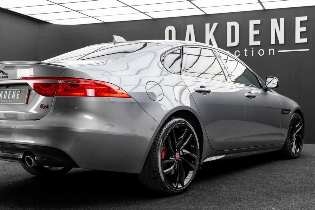 Jaguar XF Ingenium 2.0 Litre 4 Cylinder Turbocharged 300Ps Grey #25
