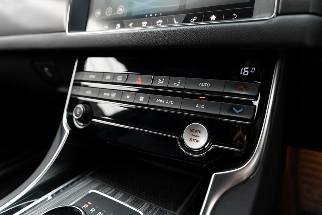 Jaguar XF Ingenium 2.0 Litre 4 Cylinder Turbocharged 300Ps Grey #20