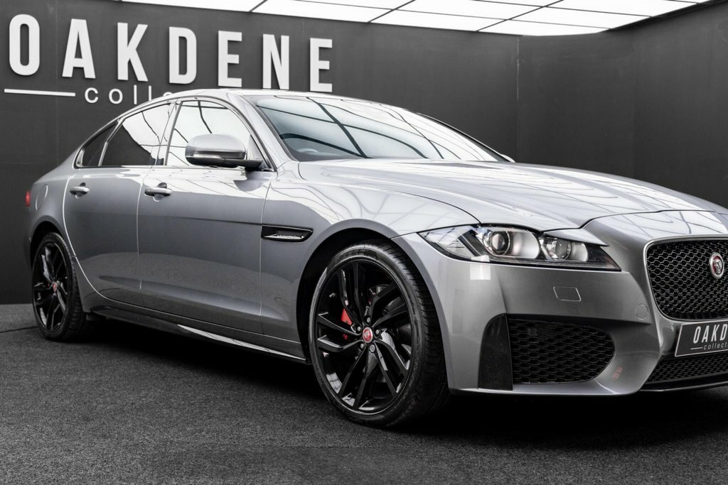 Jaguar XF Ingenium 2.0 Litre 4 Cylinder Turbocharged 300Ps Grey #19