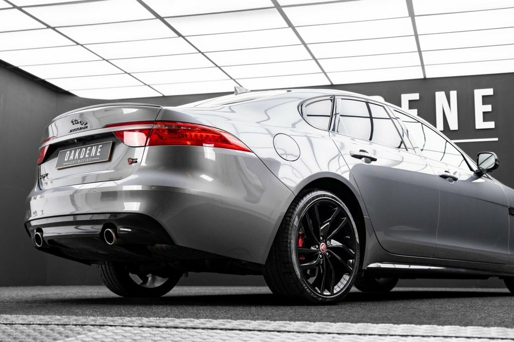 Jaguar XF Ingenium 2.0 Litre 4 Cylinder Turbocharged 300Ps Grey #15