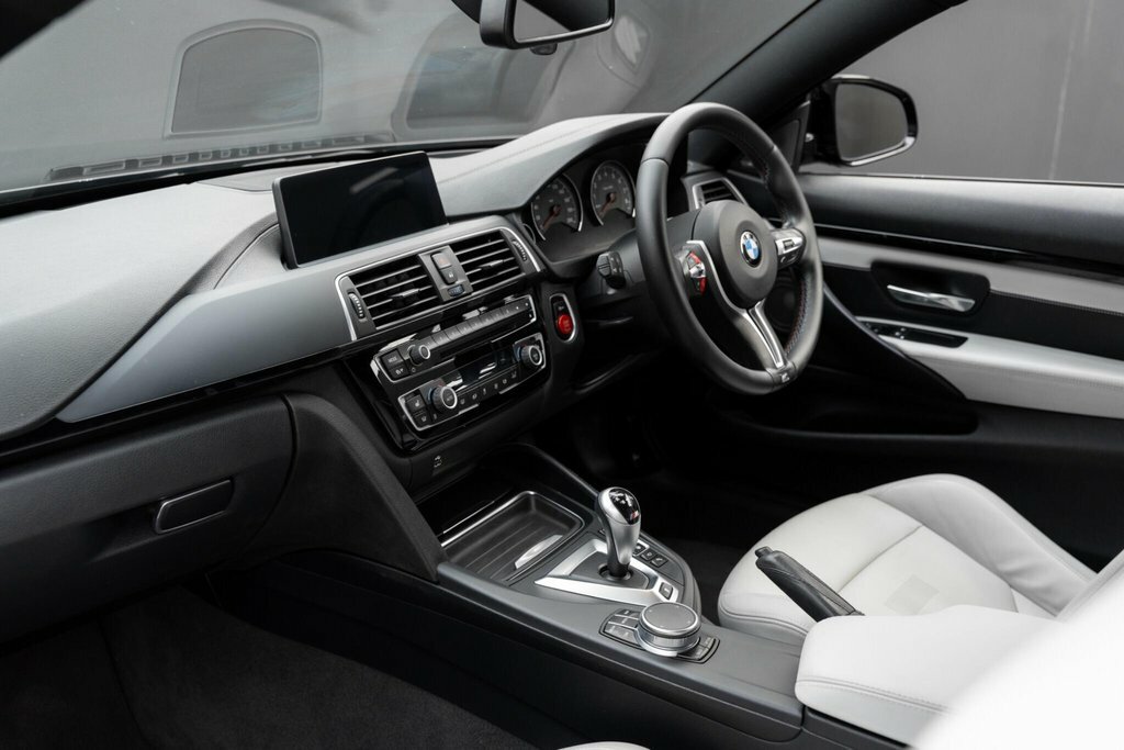 BMW M4 M4 Coupe Competition Package White #39