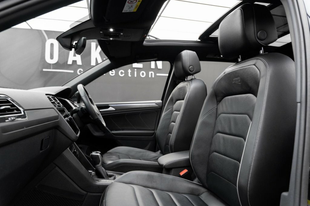 Volkswagen Tiguan 2.0 Tdi R-line Dsg Euro 6 Ss Black #2