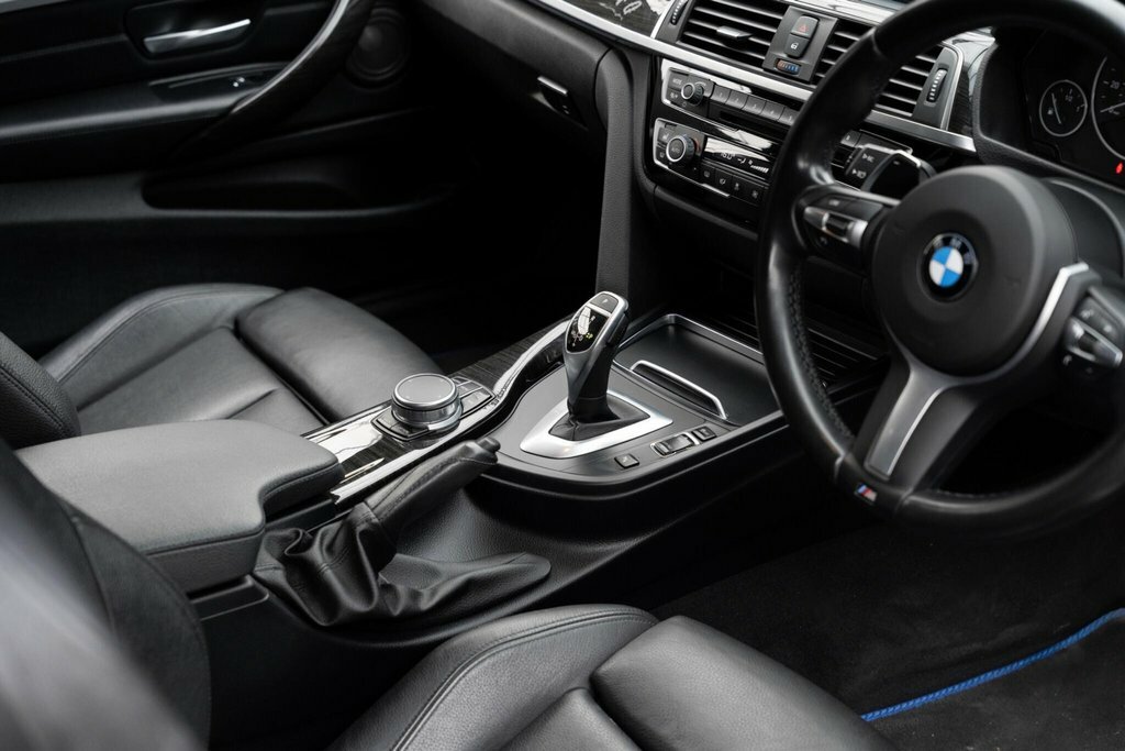 BMW 4 Series 420I Xdrive M Sport Professional Media White #16
