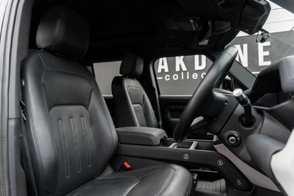 Land Rover Defender 110 Land Rover Estate Special E 3.0 D250 Xs Edition 11 Silver #7