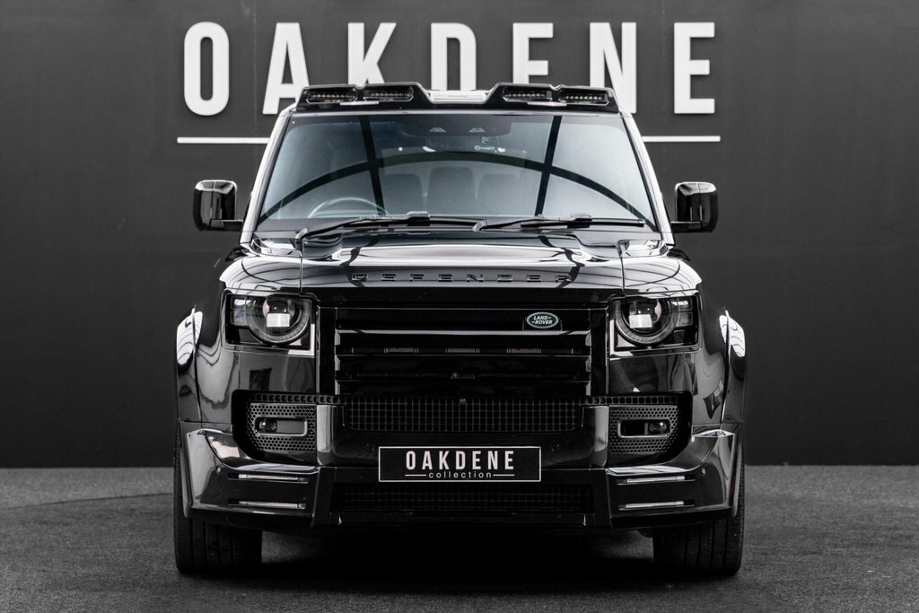 Land Rover Defender 110 Land Rover Estate Special E 3.0 D250 Xs Edition 11 Silver #8
