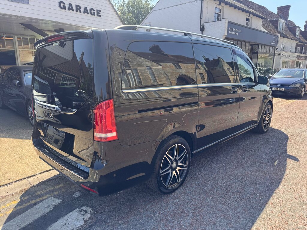 Mercedes-Benz V Class 2.2 V220d Amg Line Mpv G-tronic Euro 6 Black #3
