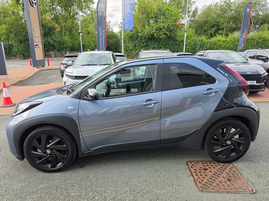 Toyota Aygo X 1.0 Vvt-i Edge Grey #6