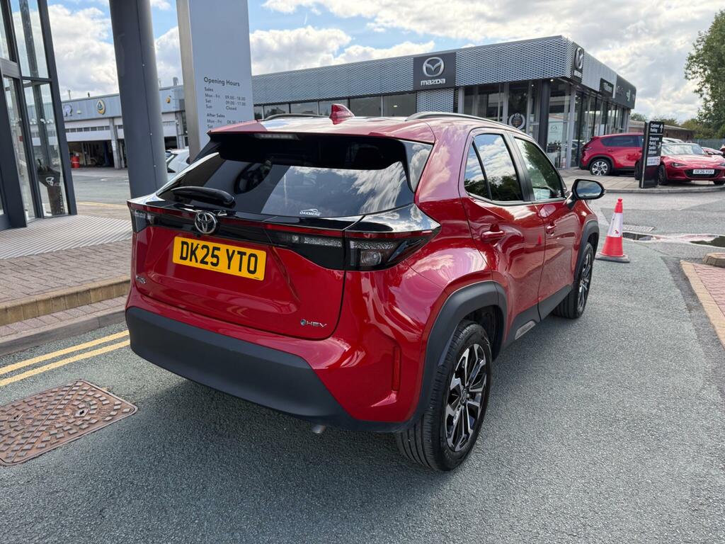 Toyota Yaris Cross 1.5 Hybrid Design Cvt Red #6