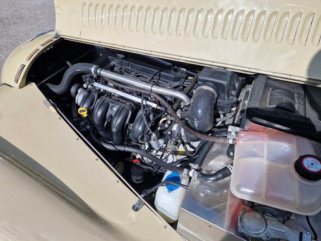 Morgan Plus Four Convertible KV11HYN Beige #6