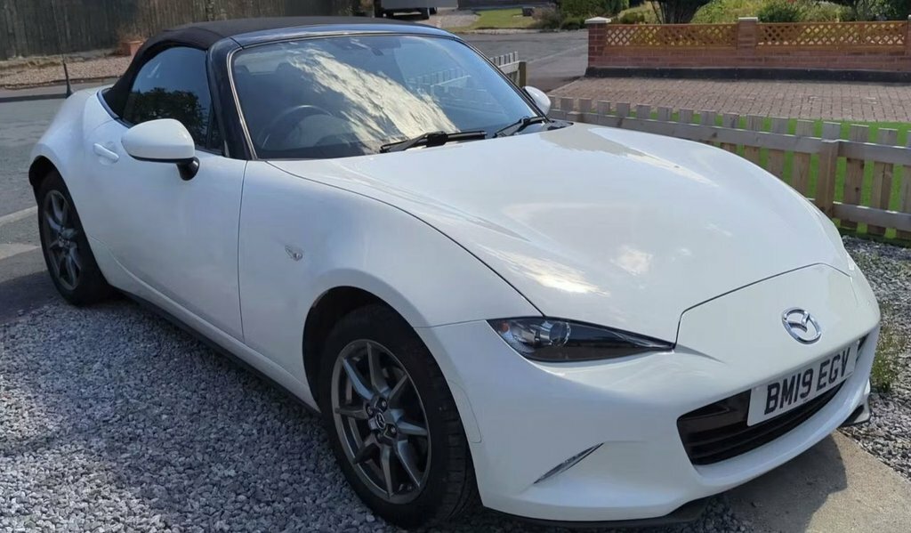 Mazda MX-5 1.5L Se White