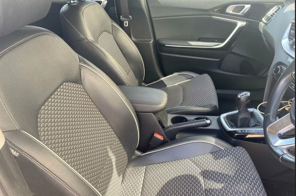 Kia Ceed 1L 3 Grey #6