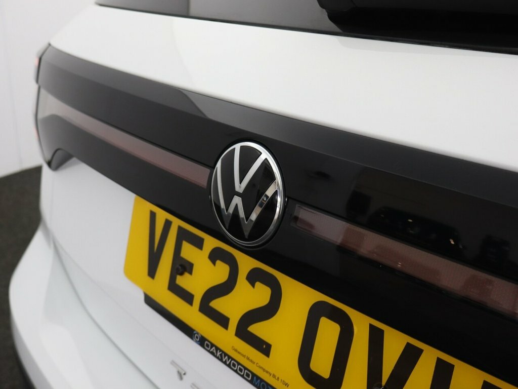 Volkswagen T-Cross 1.0 Tsi 95Ps Active Hatchback White #48