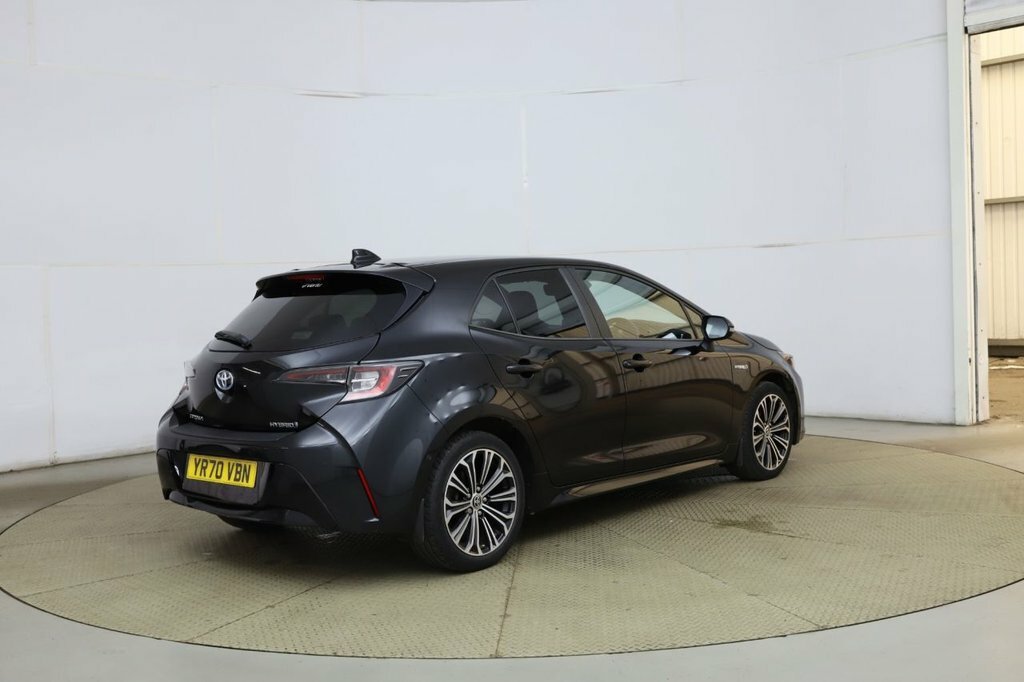 Toyota Corolla 1.8L Design Black #5