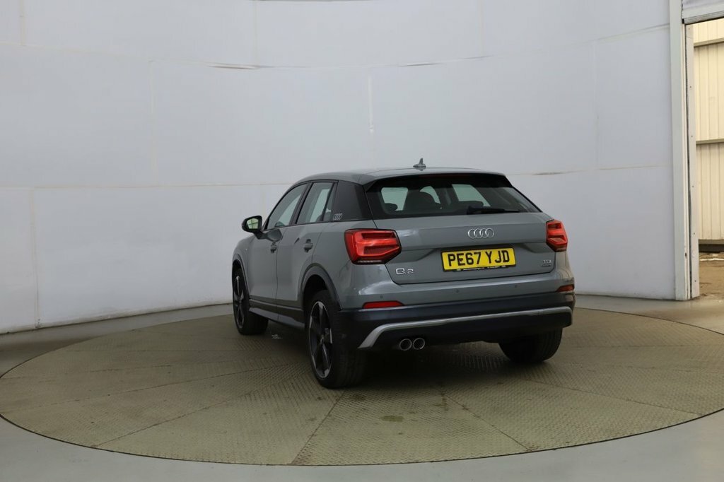 Audi Q2 2L Edition 1 Grey #5
