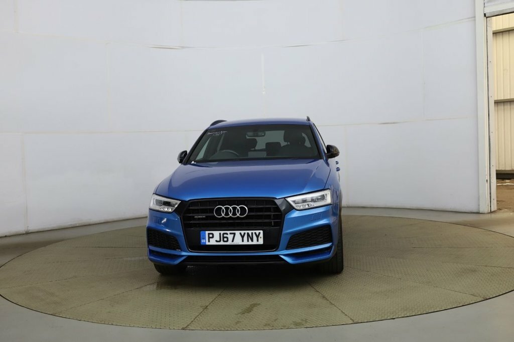 Audi Q3 2L Black Edition Blue #2