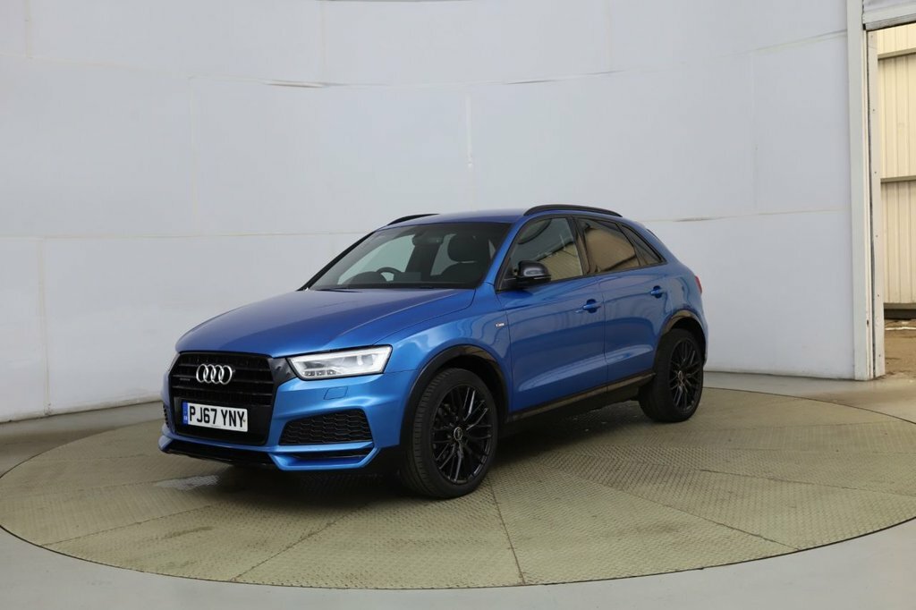 Audi Q3 2L Black Edition Blue #3