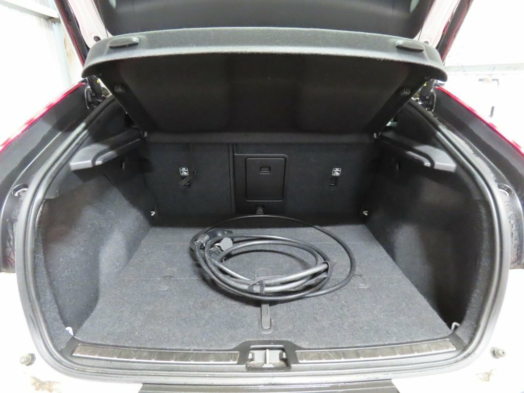 Volvo C40 C40 Professional Recharge Twin Ev Awd White #9