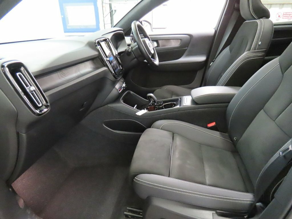 Volvo C40 C40 Pro Recharge Twin Ev Awd White #5