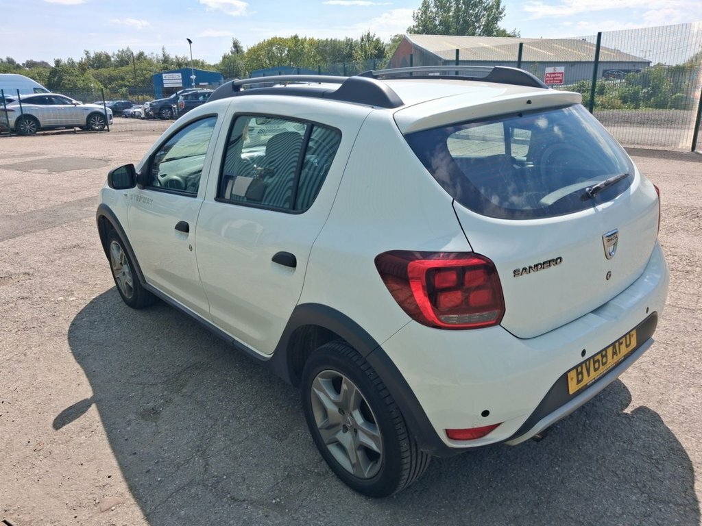Dacia Sandero Stepway Hatchback White #3