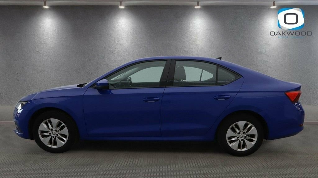 Skoda Octavia 1L Se Technology Blue #6