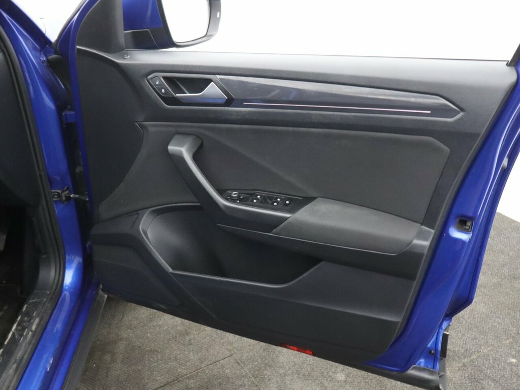 Volkswagen T-Roc 1.0 Tsi Design Euro 6 Ss Grey #35