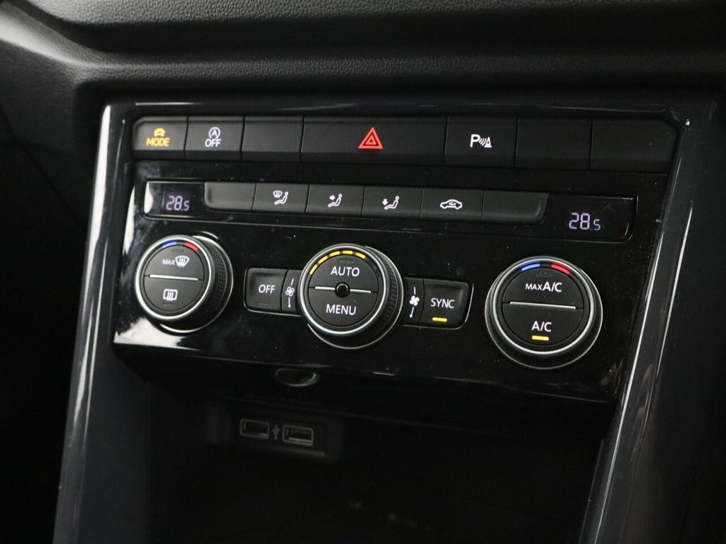 Volkswagen T-Roc 1.0 Tsi Design Euro 6 Ss Grey #23