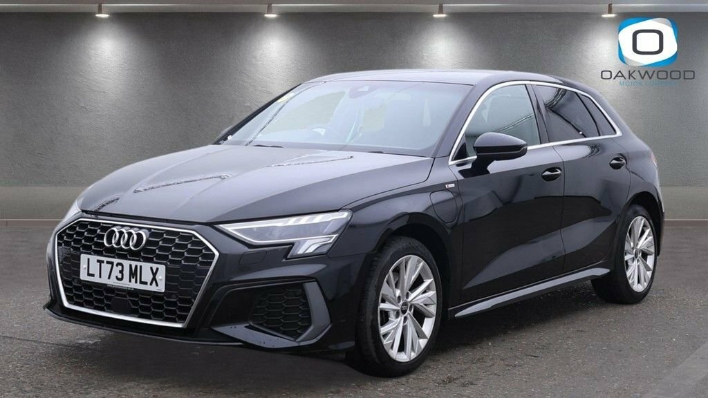 Audi A3 1L S Line Black #2