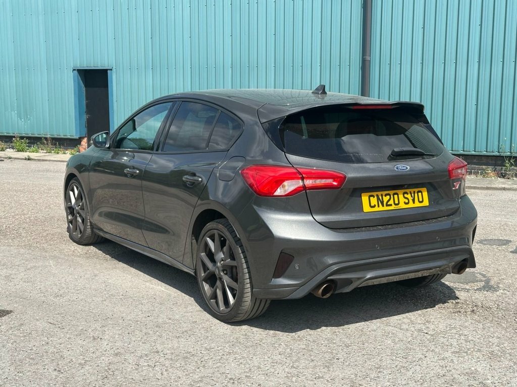 Ford Focus 2L St Grey #4